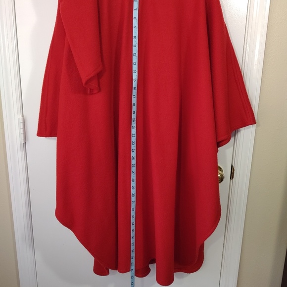 Red cape, one size - Picture 5 of 8